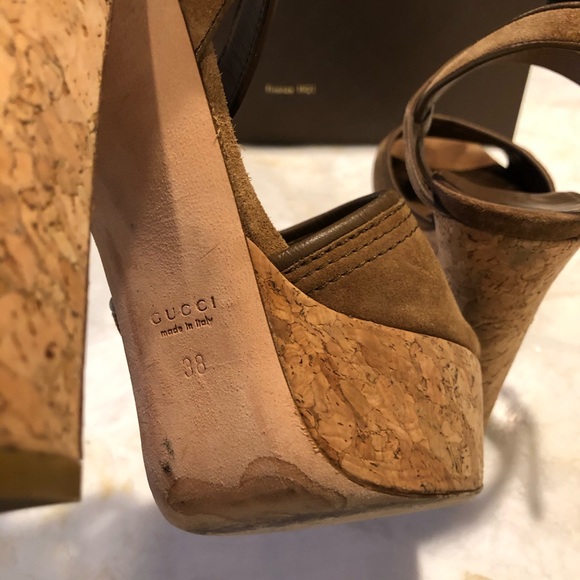 GUCCI SOFT SUEDE ACERO PLATFORM - Picture 5 of 7